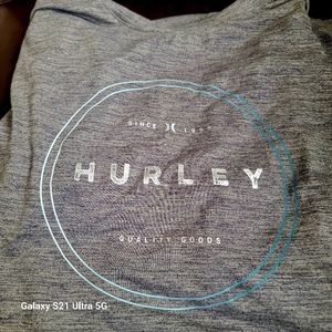 NEW Hurley t-shirt size small
